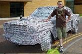 5000个啤酒瓶做成的创意福特野马汽车